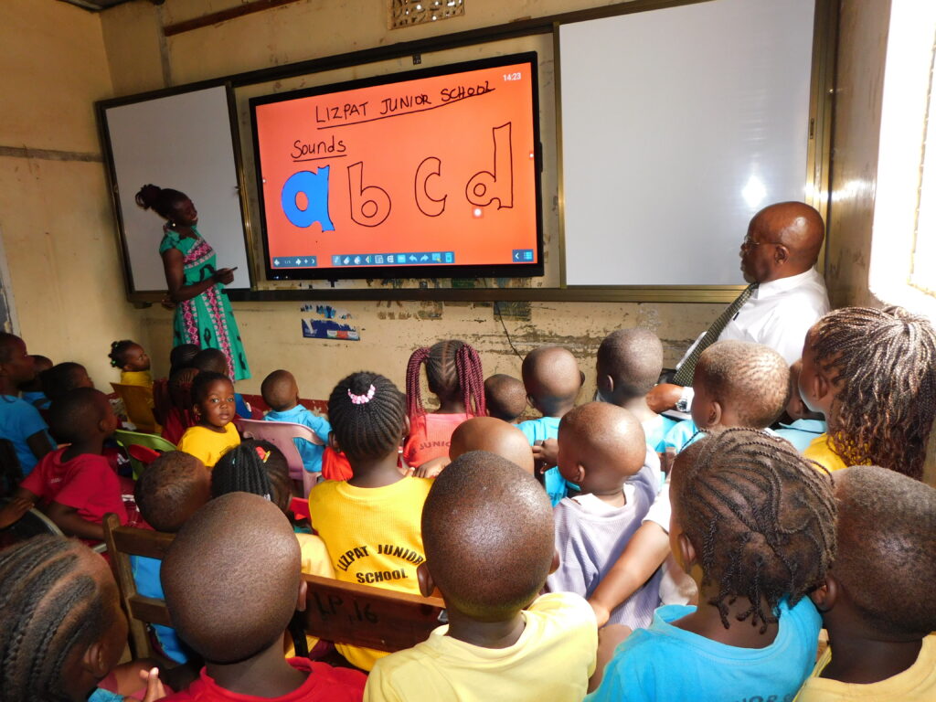 Elimutab in classrooms